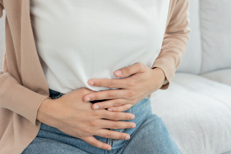 Tripa con hinchazón abdominal